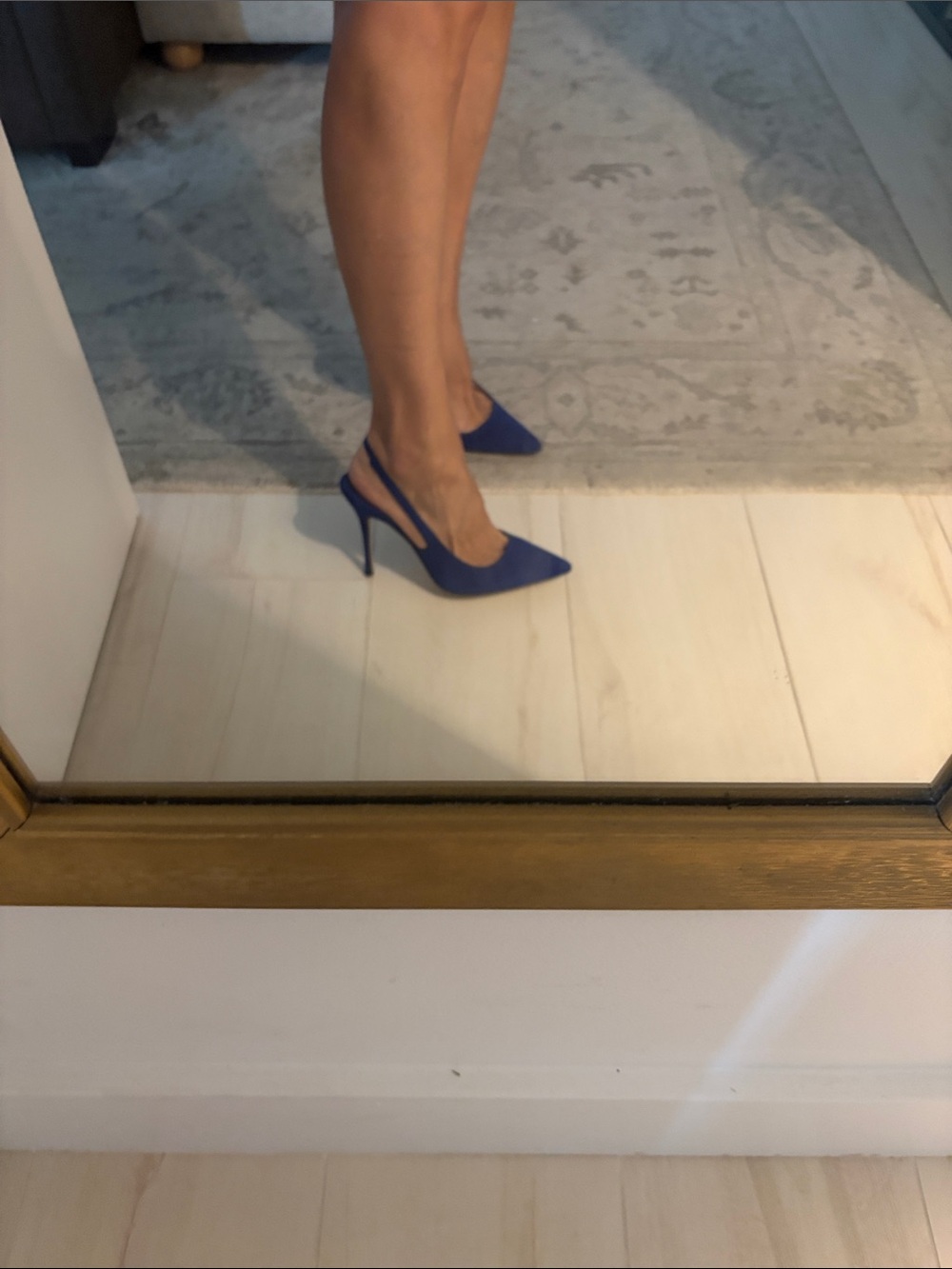 Manolo Blahnik slingback pumps - Picture 6 of 8